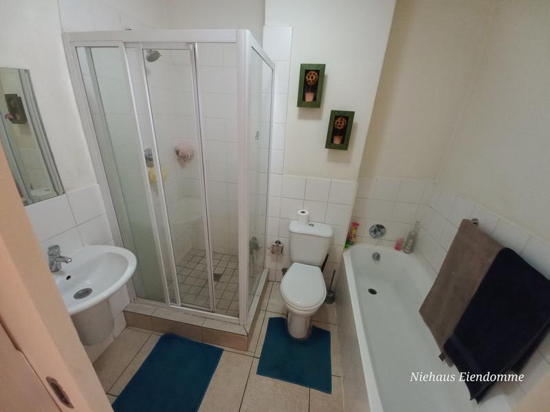 To Let 2 Bedroom Property for Rent in Van Ryneveld Western Cape